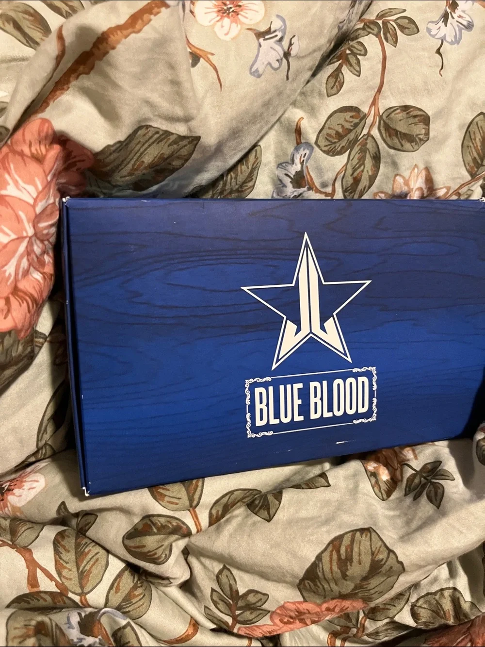 Brand New Blue Blood Palette JEFFREE STAR COSMETICS Eye Shadow​​​​​​​